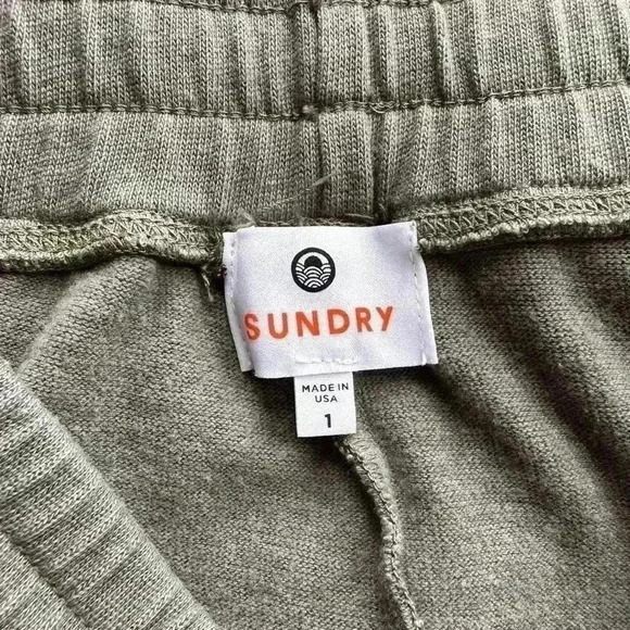 Sundry Leopard Trim Trouser Cropped Sweatpants Green Size Small - Picture 5 of 7